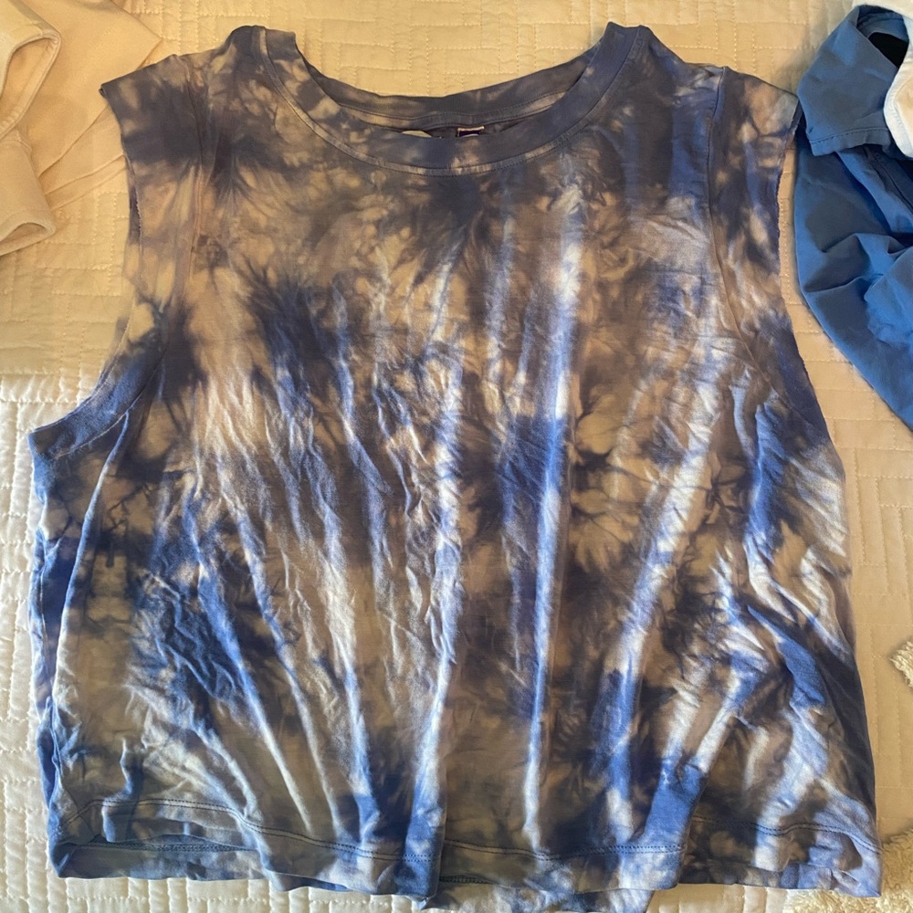 blue tie dye tank